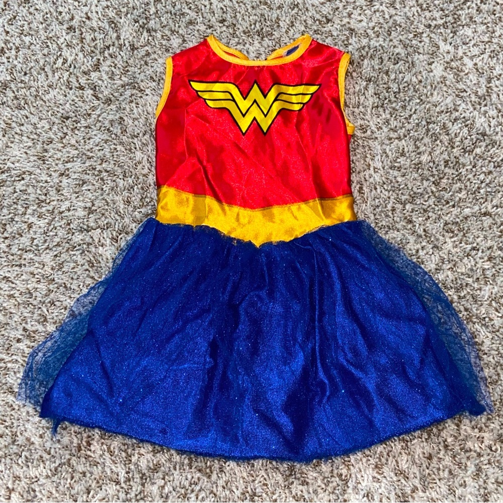 DC COMICS Tutu Wonder Woman Costume Dress Size 3T-4T